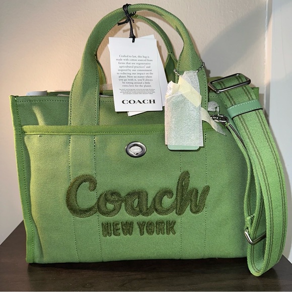Coach - Medium Cargo Tote Bag Green - Picture 8 of 15